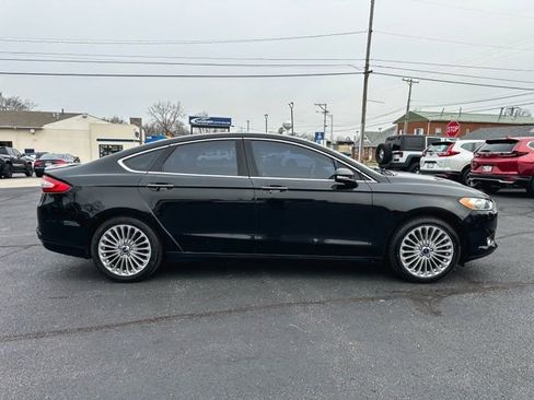 Used 2016 Ford Fusion Titanium image 9