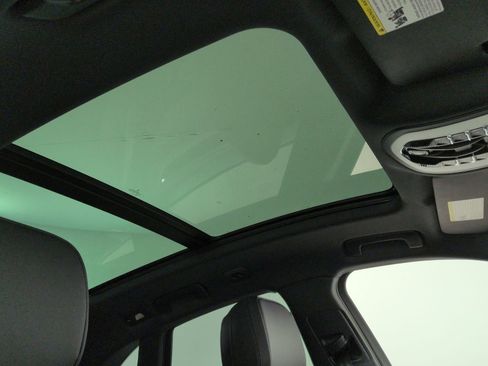 New 2026 Porsche Macan AWD/4WD image 28
