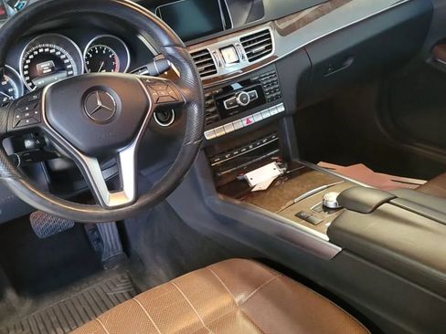 Used 2014 Mercedes-Benz E 350 4MATIC Wagon image 6