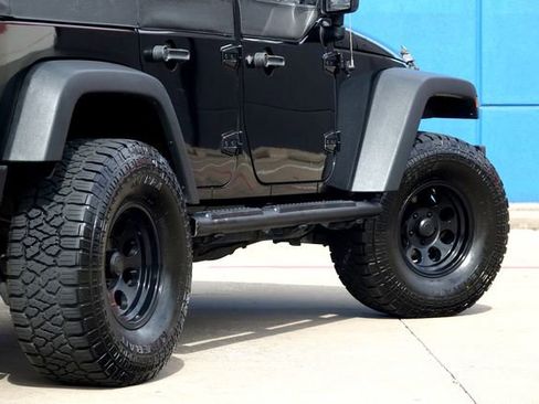 Used 2010 Jeep Wrangler Unlimited Sport image 24