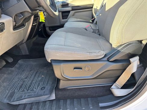 Used 2017 Ford F150 XLT w/ Trailer Tow Package image 22