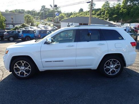 Used 2021 Jeep Grand Cherokee Overland AWD/4WD image 2