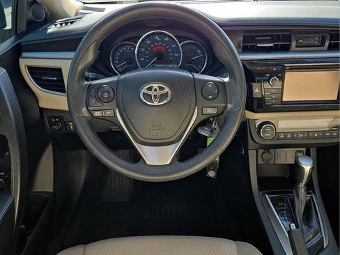 Used 2016 Toyota Corolla L image 18