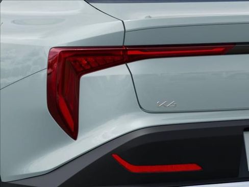 New 2026 Kia K4 GT-Line Turbo FWD image 11