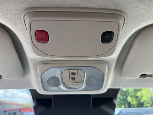 Used 2023 RAM ProMaster 3500 w/ Driver Convenience Group FWD image 18
