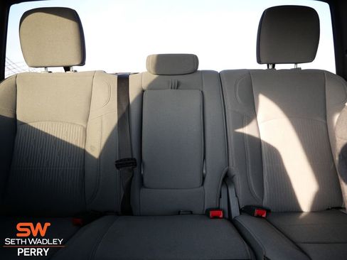 Used 2024 RAM 2500 Big Horn w/ Bed Utility Group image 26