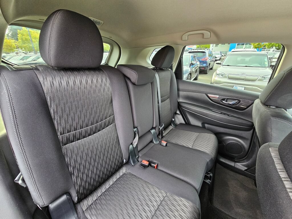 Used 2018 Nissan Rogue S w/ S Value Package AWD/4WD image 29