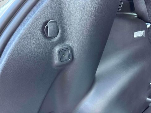 New 2026 Jeep Compass Limited image 5