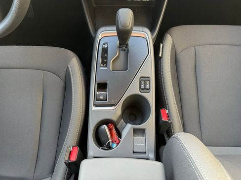 Used 2025 Subaru Crosstrek 2.0i Premium image 18