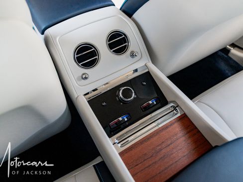 Used 2024 Rolls-Royce Spectre w/ Spectre Launch Package image 23