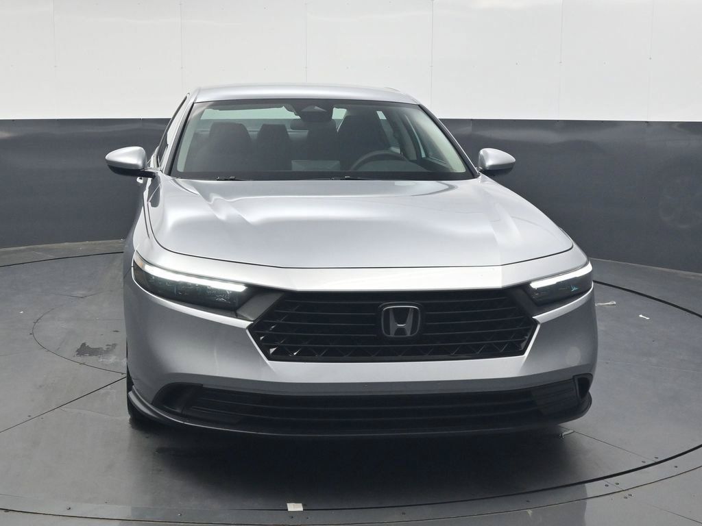 Used 2023 Honda Accord LX image 9
