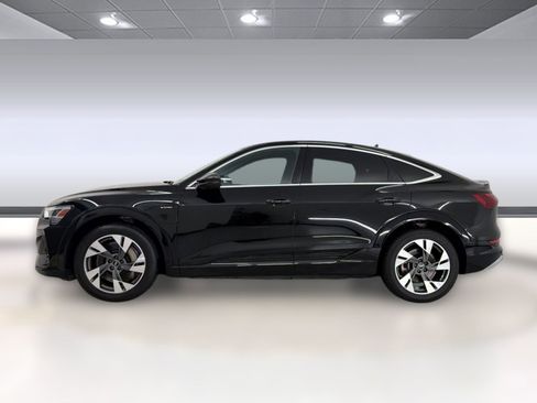 Used 2022 Audi e-tron Premium AWD/4WD image 2