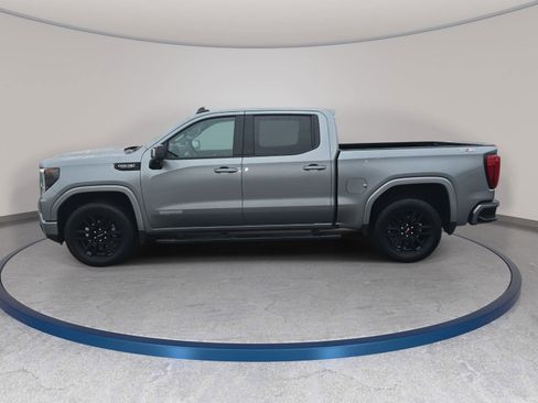 Used 2025 GMC Sierra 1500 Elevation w/ Elevation Premium Package AWD/4WD image 8