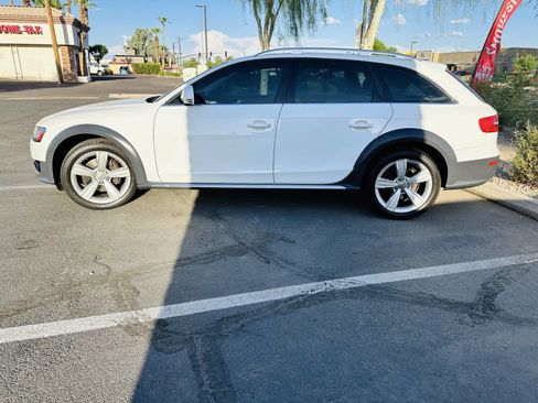 Used 2013 Audi A4 Premium w/ Convenience Pkg image 4