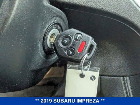 Used 2019 Subaru Impreza 2.0i image 23