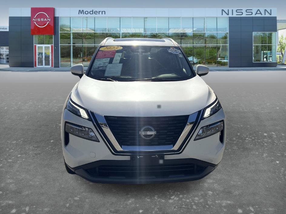 Certified 2023 Nissan Rogue SV w/ SV Premium B Package AWD/4WD image 2