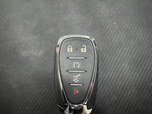 Used 2020 Chevrolet Equinox Premier image 42