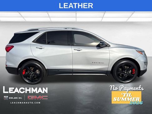 Used 2020 Chevrolet Equinox Premier w/ Premier Redline Edition image 2