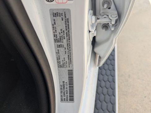 Used 2022 RAM 1500 Laramie RWD image 16