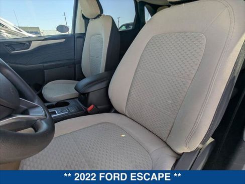 Used 2022 Ford Escape SE FWD image 20