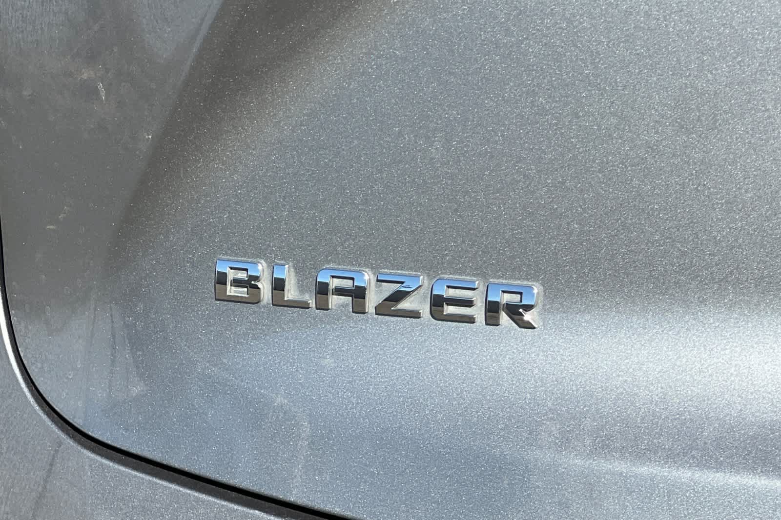 Used 2023 Chevrolet Blazer LT FWD image 24