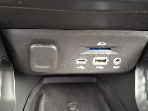 Used 2023 Chevrolet TrailBlazer RS w/ Sun and Liftgate Package image 24