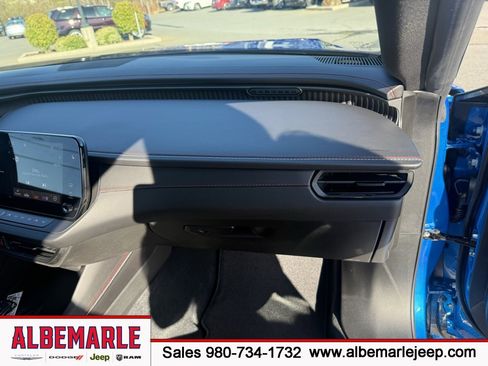 New 2026 Dodge Charger Scat Pack w/ Blacktop Package image 31