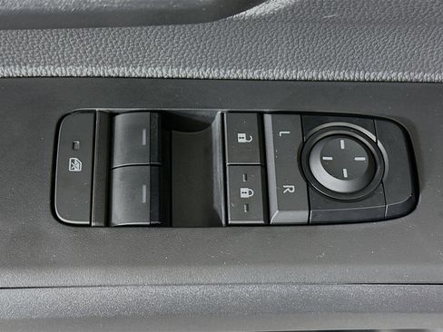 Certified 2024 Toyota Tacoma SR w/ Towing Package image 14