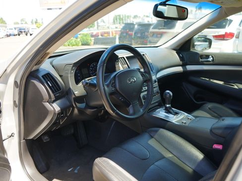 Used 2012 INFINITI G25 Journey RWD image 16