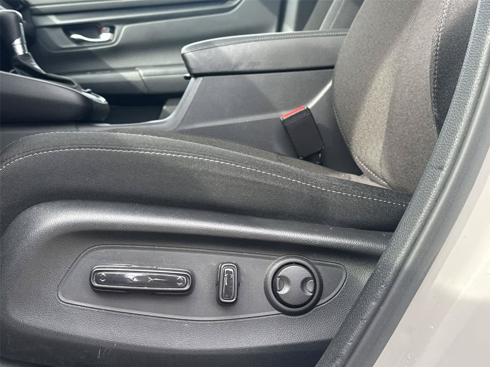 Used 2024 Honda CR-V EX image 13