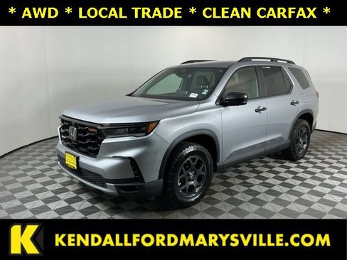 Used 2025 Honda Pilot TrailSport image 1