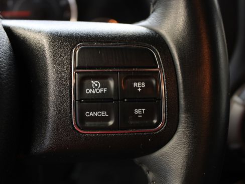 Used 2018 Jeep Wrangler Unlimited Sport S image 37