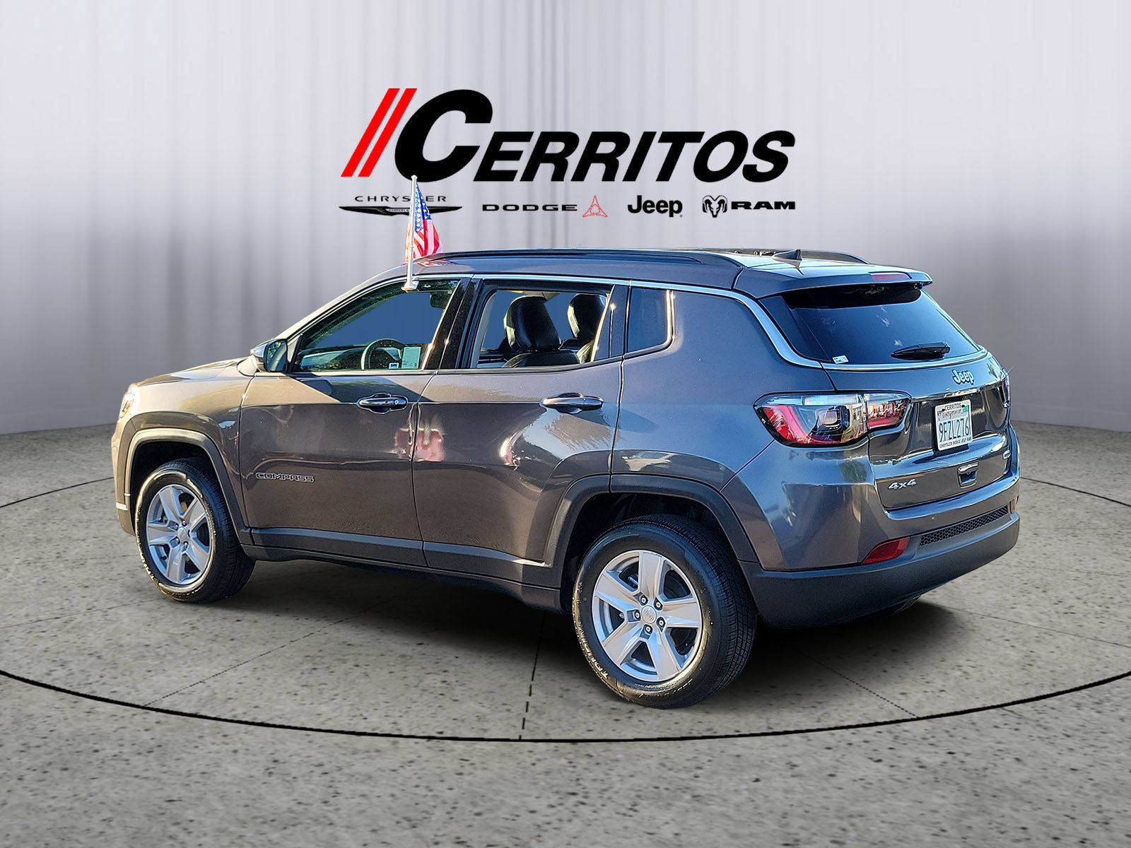 Certified 2022 Jeep Compass Latitude AWD/4WD image 2