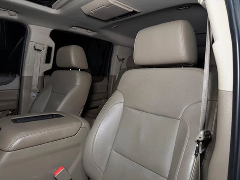 Used 2015 GMC Yukon XL SLT AWD/4WD image 42