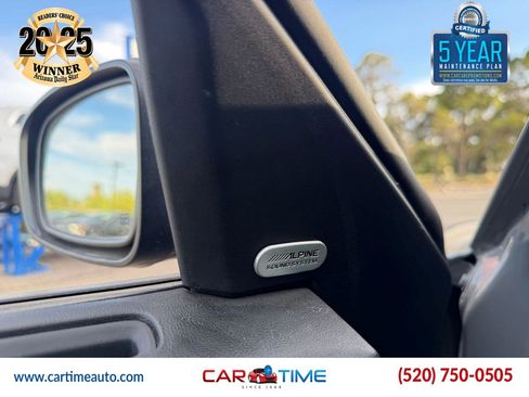 Used 2019 Dodge Charger R/T w/ Plus Group RWD image 15