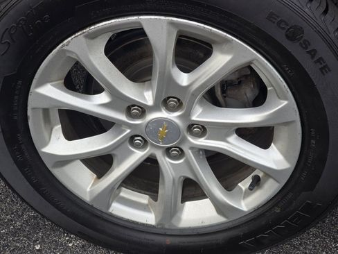 Used 2019 Chevrolet Equinox LT FWD image 7