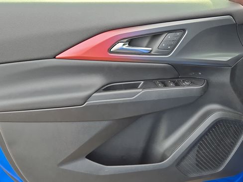 New 2026 Chevrolet Equinox EV RS image 9