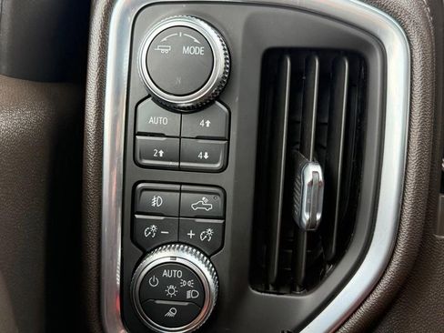 Used 2021 GMC Sierra 1500 SLT w/ SLT Premium Package AWD/4WD image 20