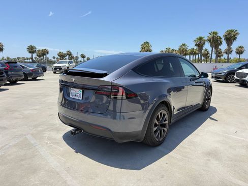 Used 2022 Tesla Model X Plaid AWD/4WD image 3