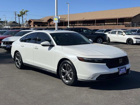 Certified 2023 Honda Accord EX image 26