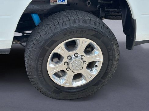 Used 2024 RAM 2500 Big Horn w/ Off Road Package AWD/4WD image 10