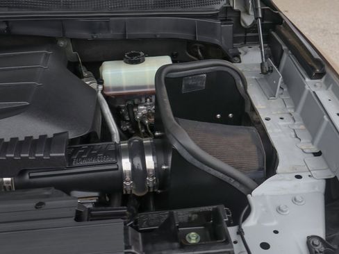 Used 2021 Nissan Titan PRO-4X w/ Pro-4x Convenience Package image 13