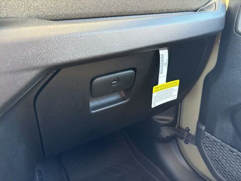 New 2026 Jeep Gladiator Sport AWD/4WD image 17