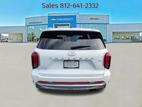 Used 2024 Hyundai Palisade Calligraphy AWD/4WD image 6