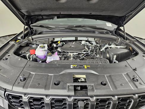 New 2026 Jeep Grand Cherokee Limited AWD/4WD image 12