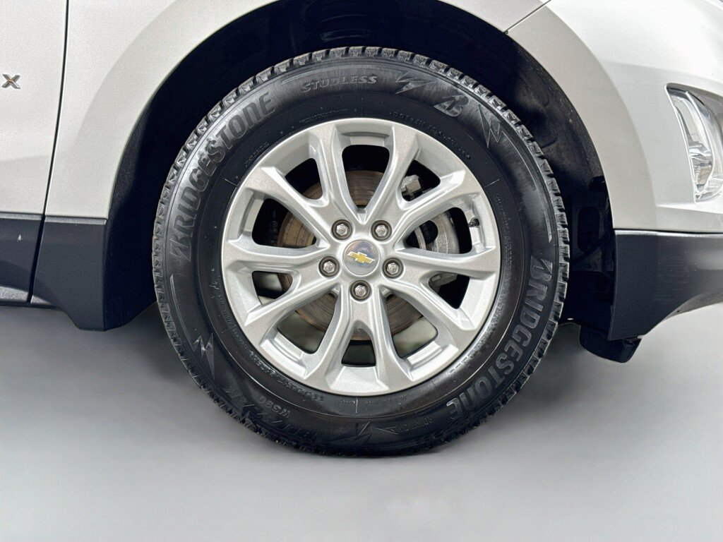 Used 2018 Chevrolet Equinox LT FWD image 40