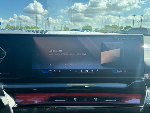 New 2026 BMW 530i xDrive AWD/4WD image 14