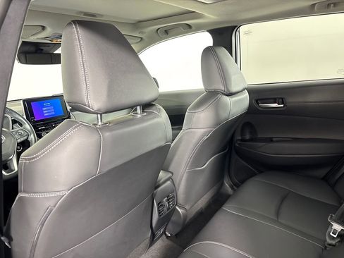 Certified 2023 Toyota Corolla Cross XLE w/ Convenience Package image 28