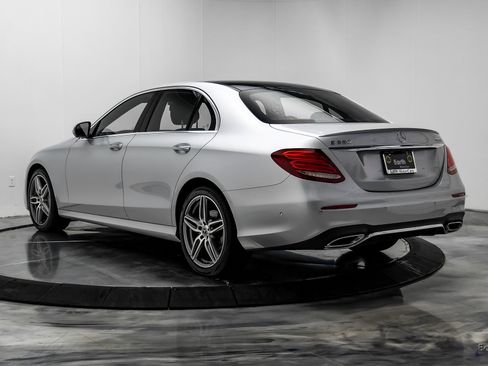 Used 2020 Mercedes-Benz E 350 4MATIC Sedan w/ Parking Assistance Package image 9