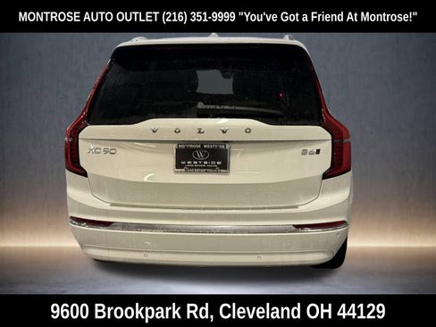 New 2026 Volvo XC90 B6 Plus w/ Protection Package Premier image 4